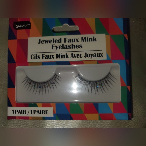 Face Gems & Jeweled Eyelashes - Picture 13 of 13